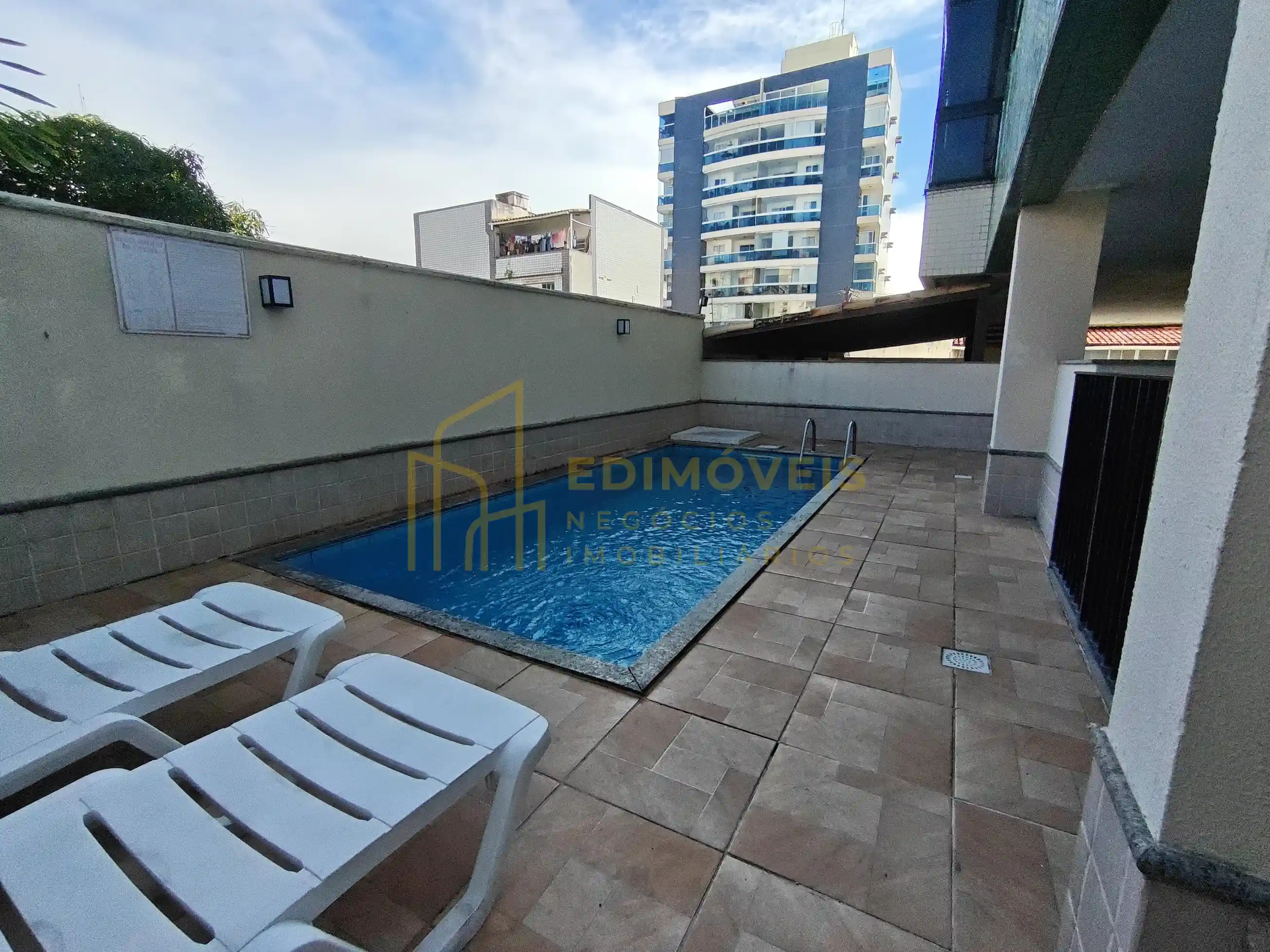 Imagem 1 de Apartamento 3 quartos 80m² Sol da manhã piscina próximo ao mar em Jardim Camburi 