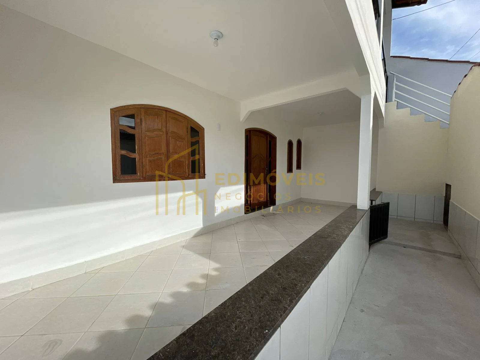 Imagem 1 de Casa Linear no Bairro Mata da Serra — Espaço, Conforto e Qualidade de Vida