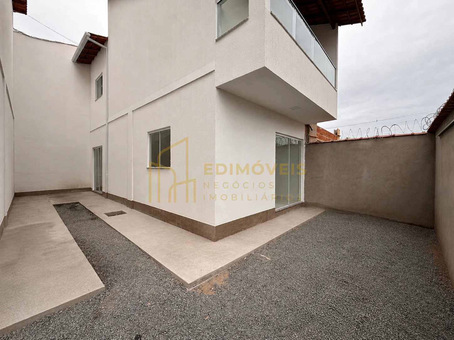 Imagem 1 de Casa Nova com Suíte à Venda em Estância Monazítica | Próxima à Praia