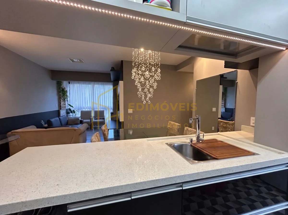 Imagem 1 de Apartamento 3 quartos 200m da praia piscina vaga coberta finamente decorado
