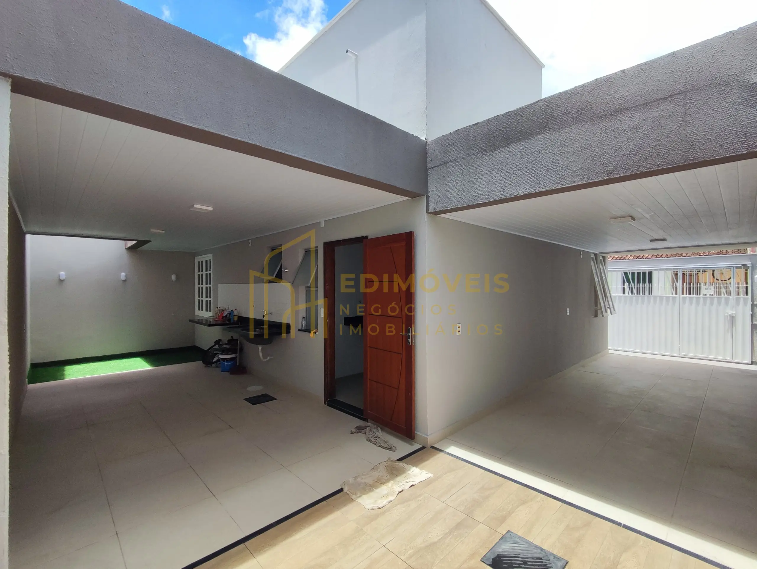 Imagem 1 de CASA REFORMADA À VENDA EM VALPARAÍSO | 3 QUARTOS - SERRA ES