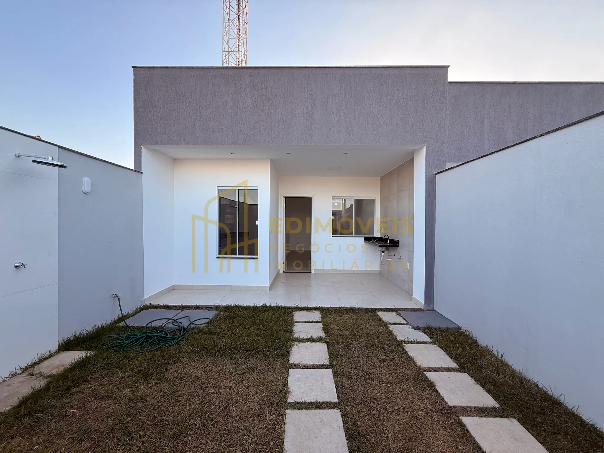 Imagem 1 de CASA LINEAR 2 QUARTOS COM SUÍTE À VENDA EM CAMPINHO DA SERRA | LANÇAMENTO