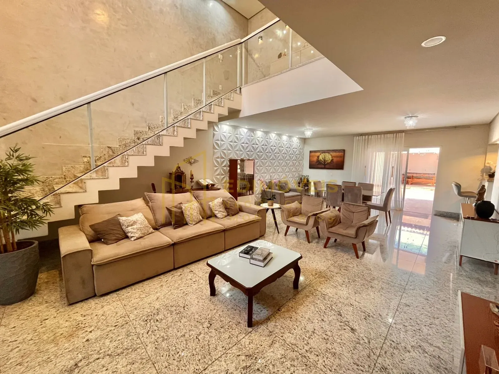 Imagem 1 de Linda e Imponente Duplex de 5Q c/4 suites- Espaço Gourmet e Lazer Club no Boulevard Lagoa