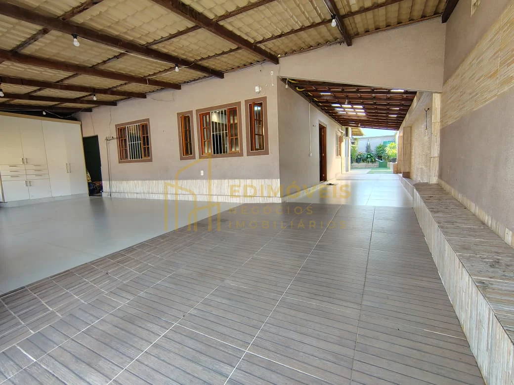 Imagem 1 de Casa Espaçosa com 3 Quartos e 2 Suítes à Venda em Eldorado Serra