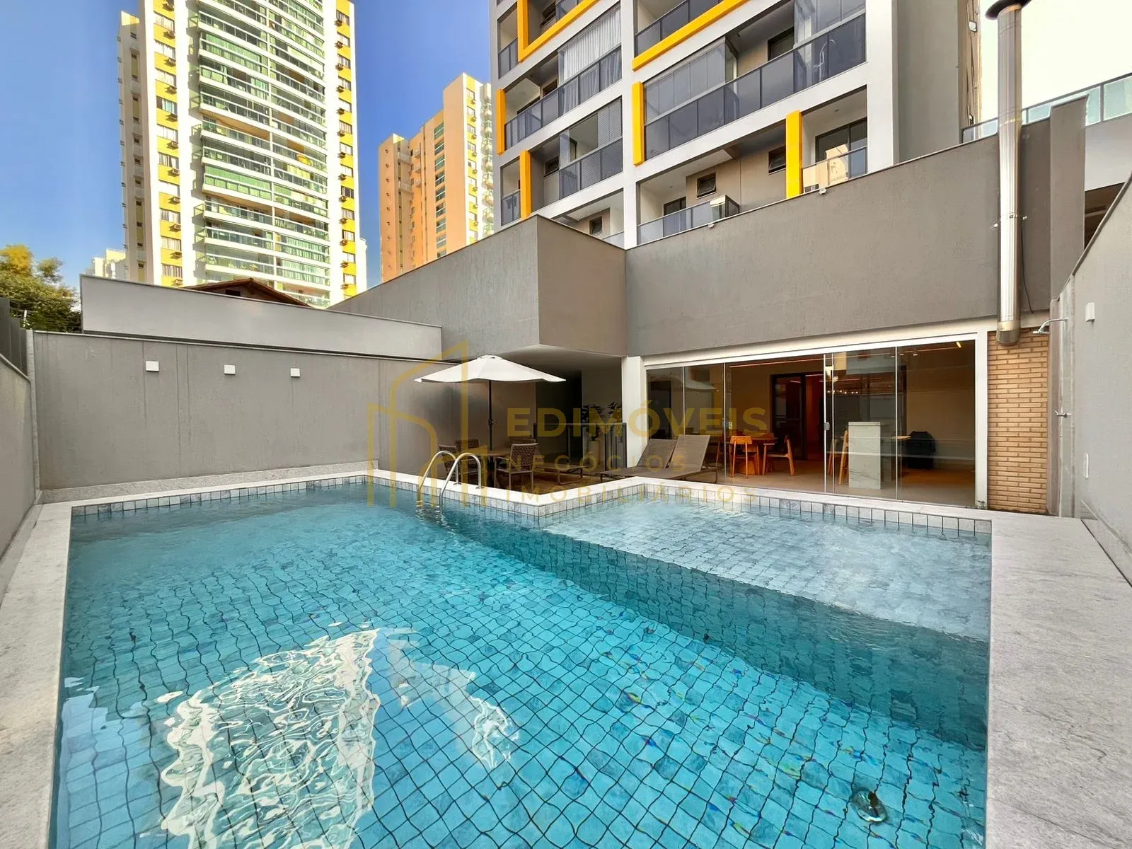 Imagem 1 de ULTIMA Cobertura Duplex com 2 Suítes  – 2 Vagas Cobertas e Lazer Completo em Jardim Camburi